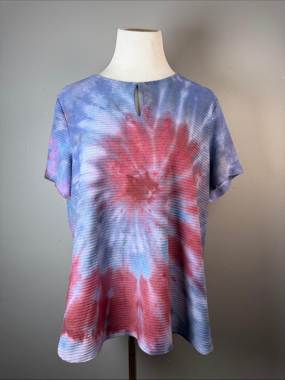 Tie-Dye Short Sleeve Top in Purple & Red